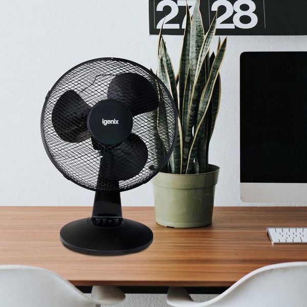 Igenix 12 Inch Desk Fan Black